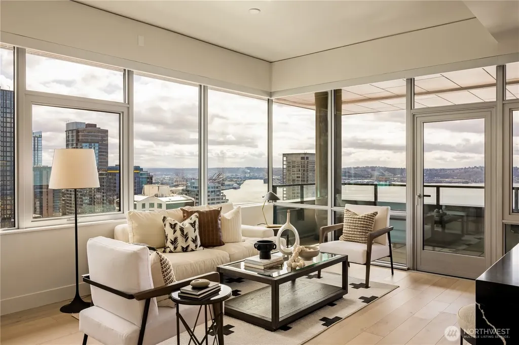 2315 4th Avenue Seattle WA 98121