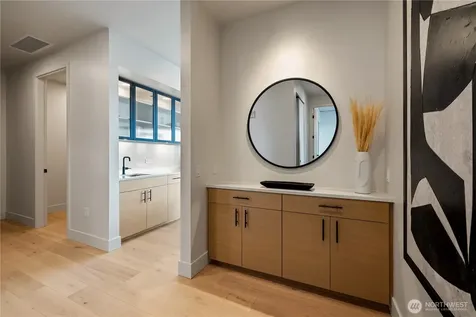 2315 4th Avenue Seattle WA 98121