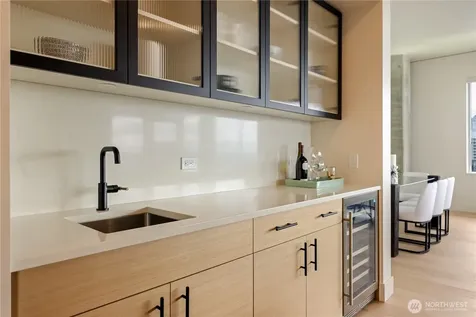 2315 4th Avenue Seattle WA 98121