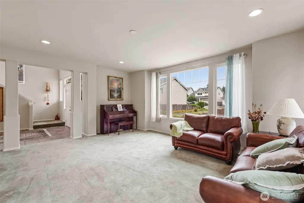 3416 207 Pl SW Lynnwood WA 98036