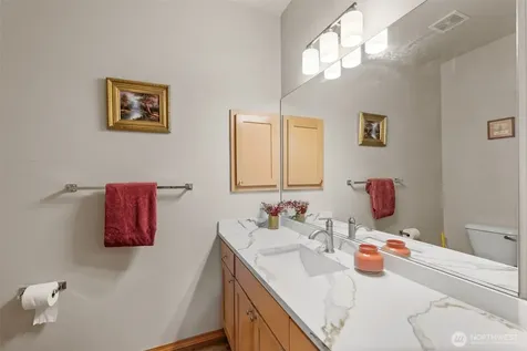 3416 207 Pl SW Lynnwood WA 98036