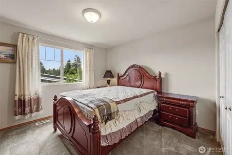 3416 207 Pl SW Lynnwood WA 98036