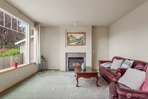 3416 207 Pl SW Lynnwood WA 98036