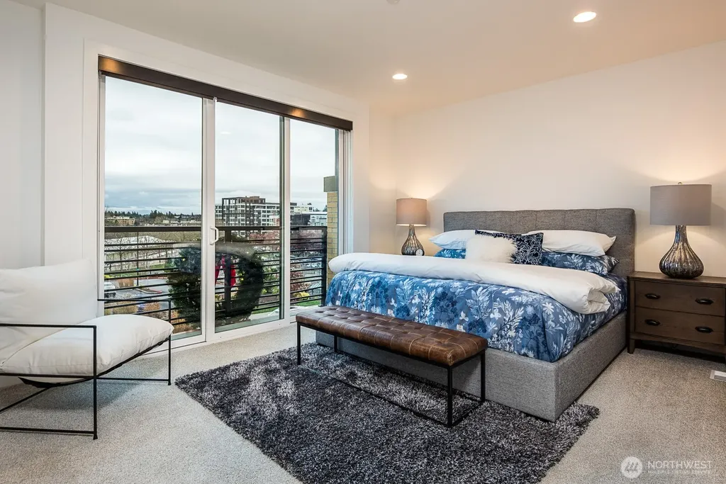 125 100th Avenue NE Bellevue WA 98004