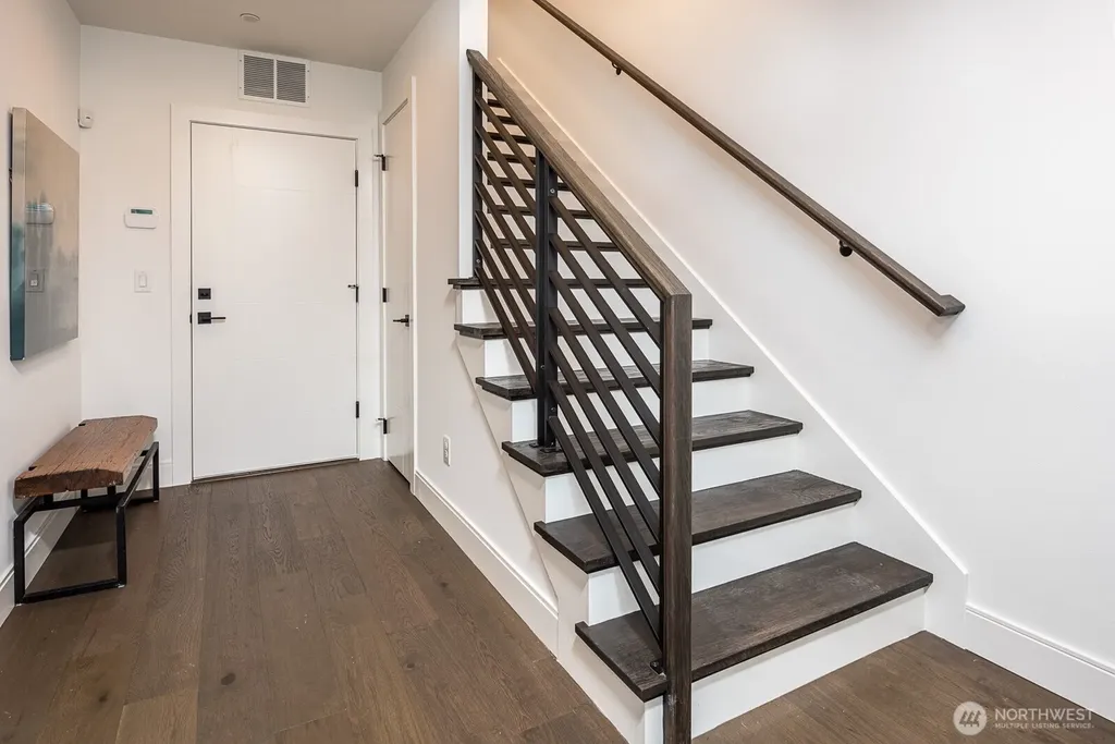 125 100th Avenue NE Bellevue WA 98004