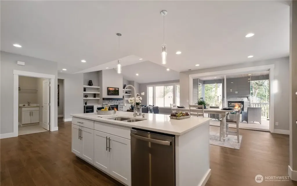 8831 27th St W Edgewood WA 98371