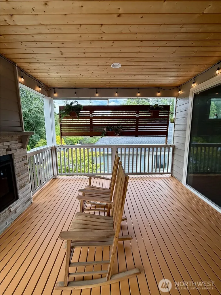 8831 27th St W Edgewood WA 98371