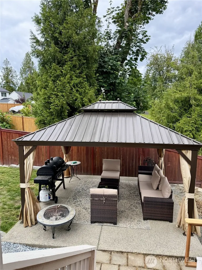 8831 27th St W Edgewood WA 98371