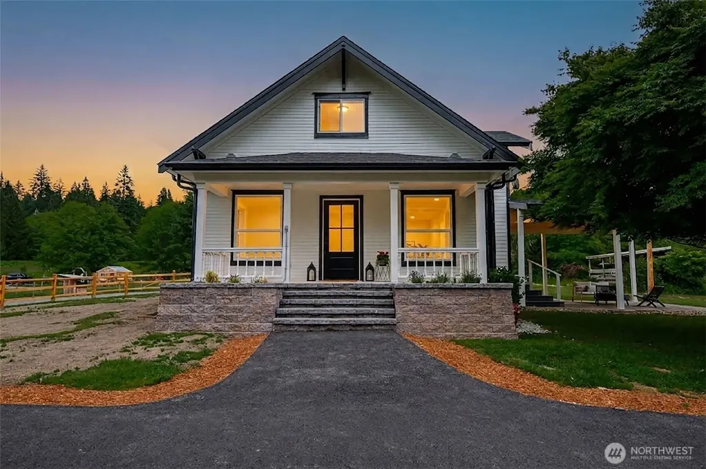 28415 State Route 9 NE Arlington WA 98223