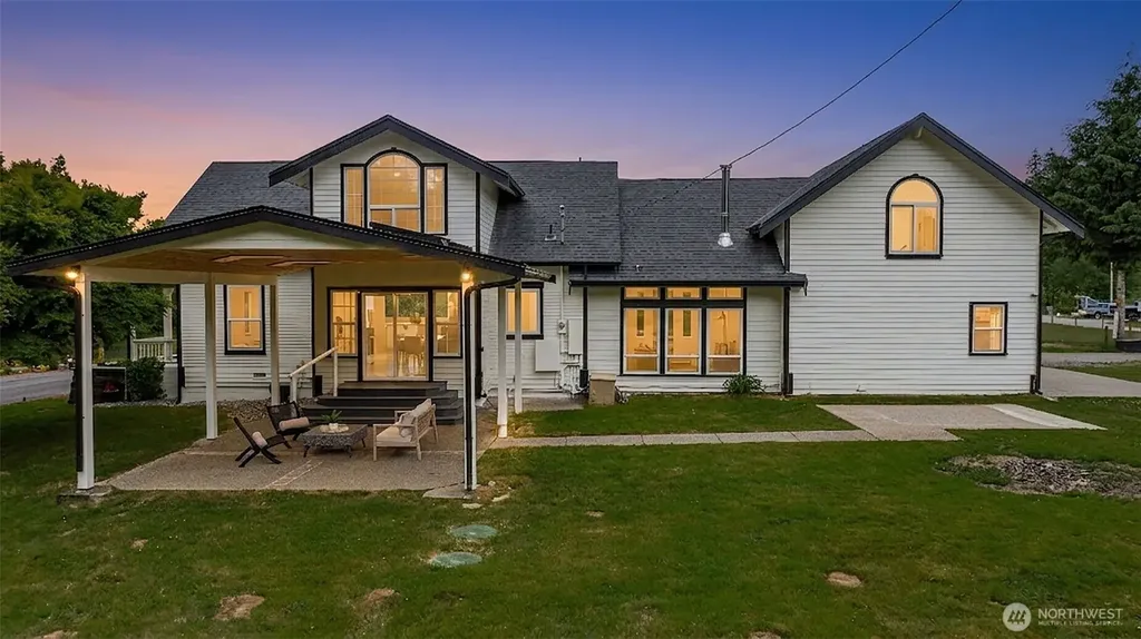 28415 State Route 9 NE Arlington WA 98223