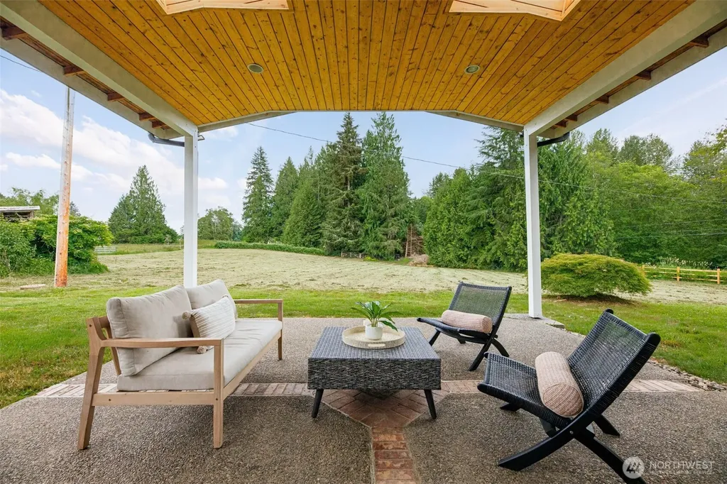 28415 State Route 9 NE Arlington WA 98223
