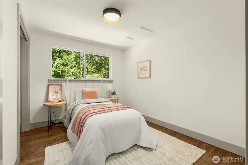 19035 SE 56th Street Issaquah WA 98027