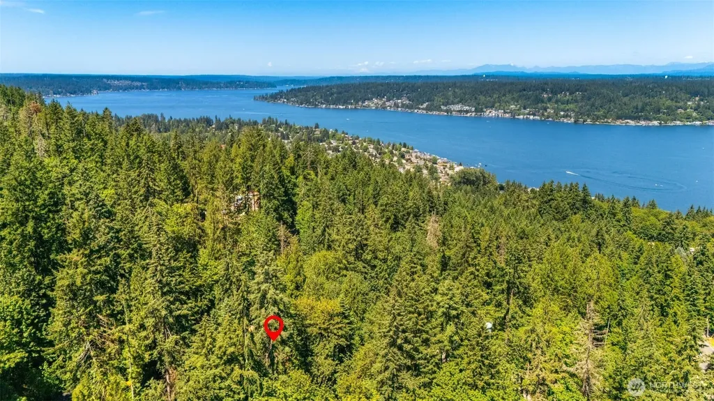 19035 SE 56th Street Issaquah WA 98027