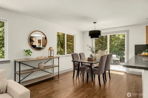 19035 SE 56th Street Issaquah WA 98027