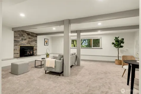 19035 SE 56th Street Issaquah WA 98027