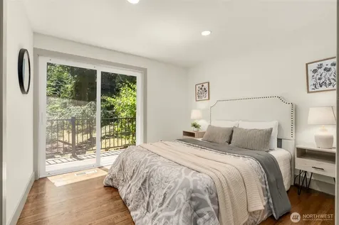 19035 SE 56th Street Issaquah WA 98027