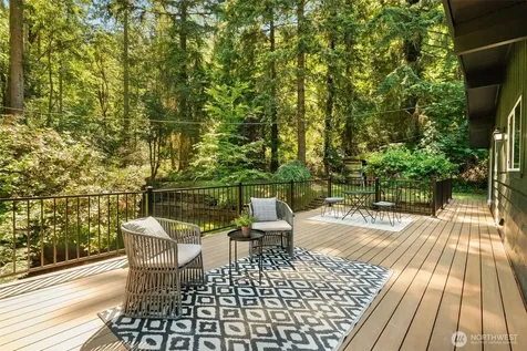 19035 SE 56th Street Issaquah WA 98027
