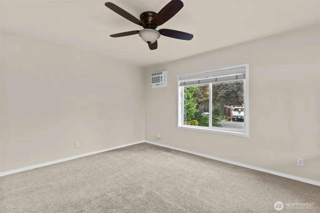 14322 Admiralty Way Lynnwood WA 98087