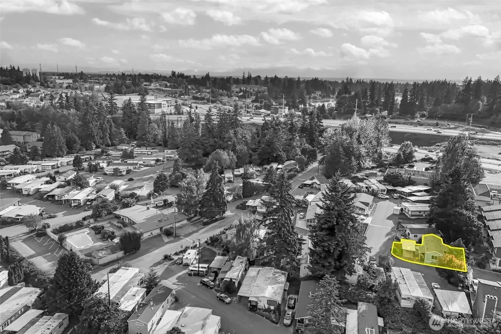 14322 Admiralty Way Lynnwood WA 98087