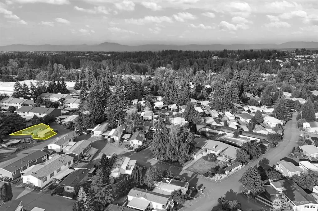 14322 Admiralty Way Lynnwood WA 98087