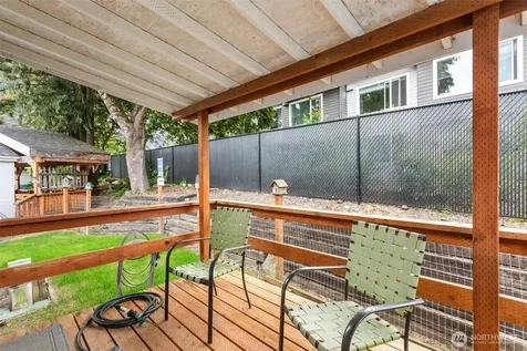 14322 Admiralty Way Lynnwood WA 98087