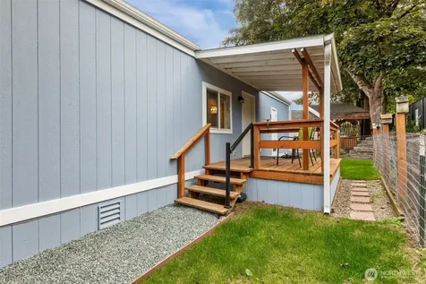 14322 Admiralty Way Lynnwood WA 98087