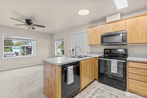 14322 Admiralty Way Lynnwood WA 98087