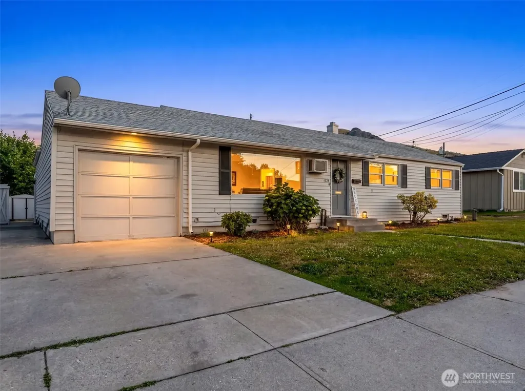 1225 Cherry Street Wenatchee WA 98801
