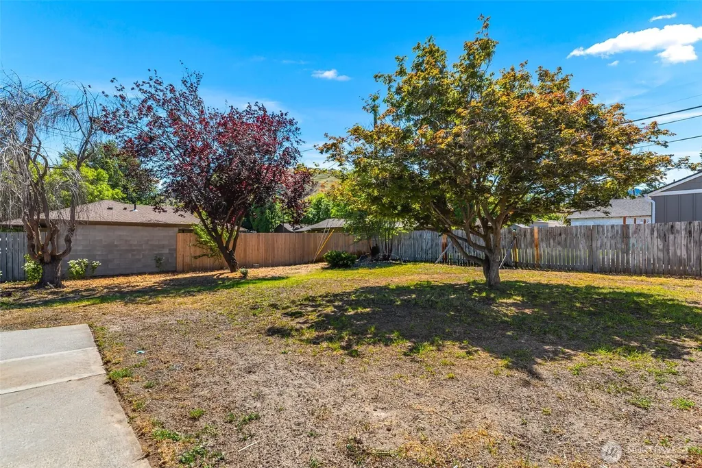 1225 Cherry Street Wenatchee WA 98801