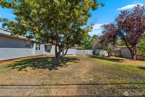 1225 Cherry Street Wenatchee WA 98801