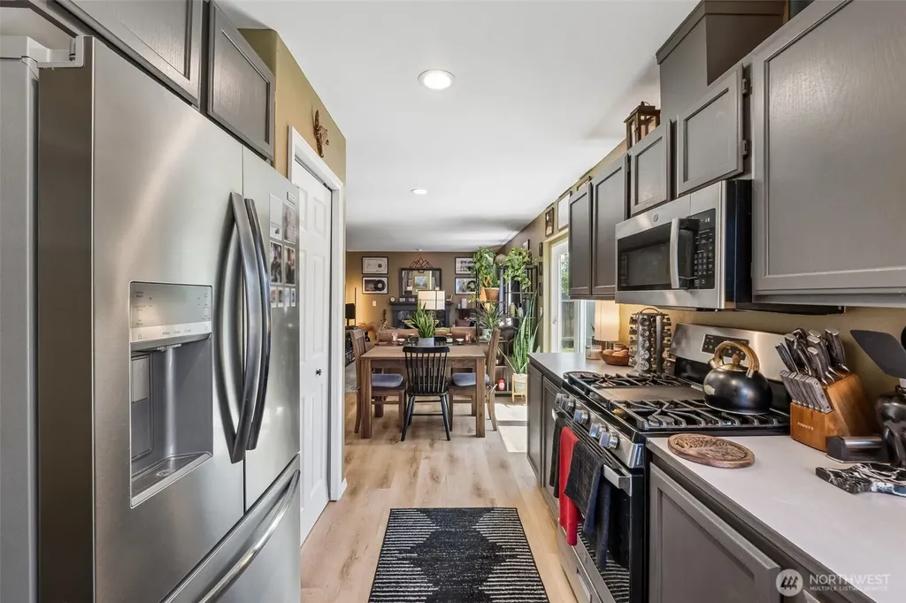 7230 261st Street NW Stanwood WA 98292