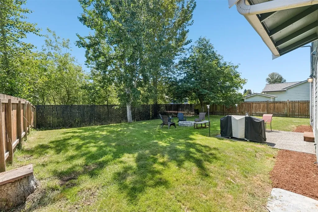 7230 261st Street NW Stanwood WA 98292