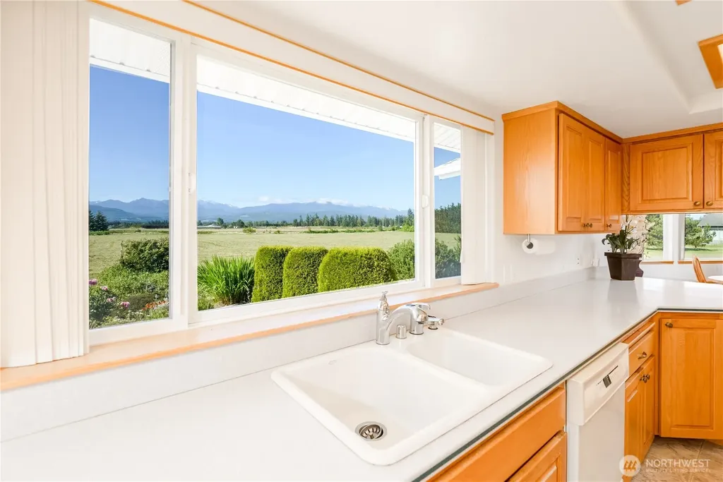 141 Kiwi Lane Sequim WA 98382