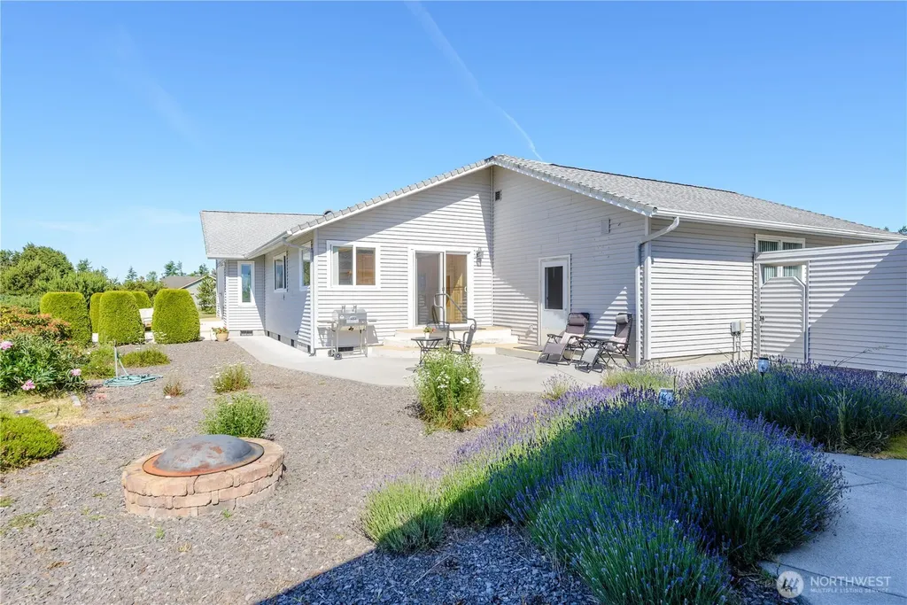141 Kiwi Lane Sequim WA 98382