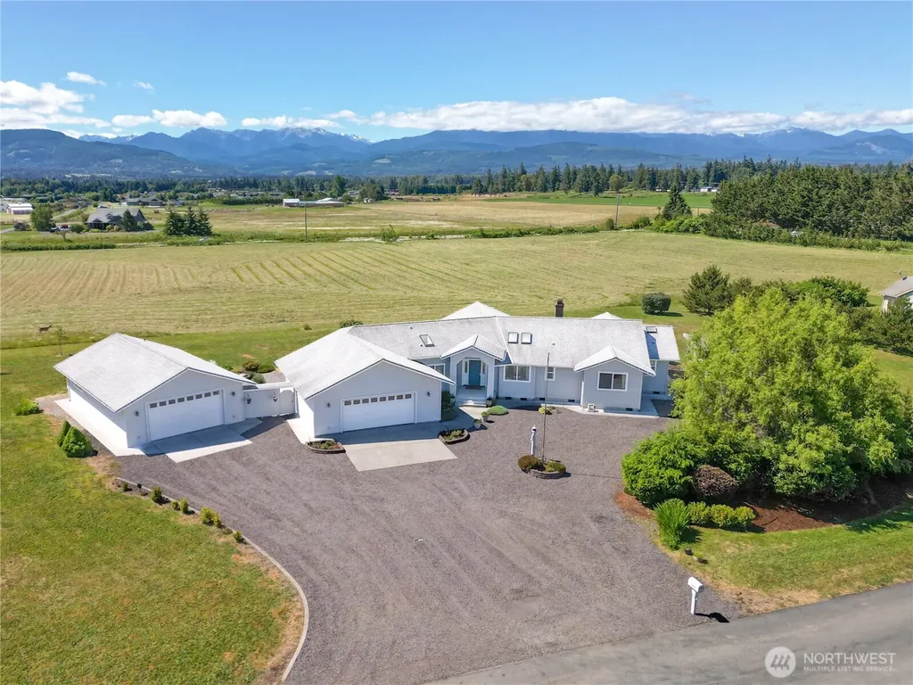 141 Kiwi Lane Sequim WA 98382