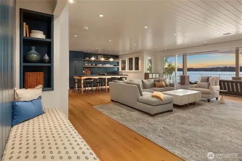 6333 77th Avenue SE Mercer Island WA 98040