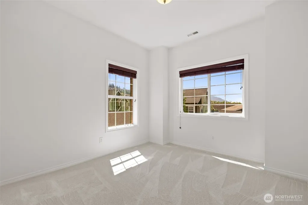 2575 NE Park Drive Issaquah WA 98029