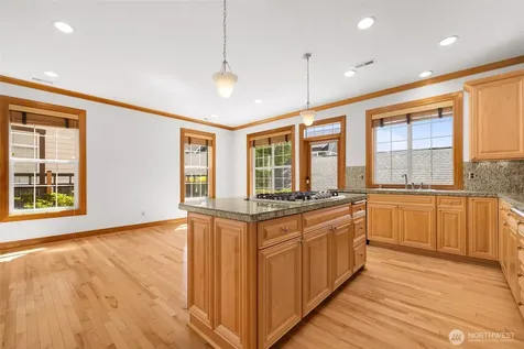 2575 NE Park Drive Issaquah WA 98029
