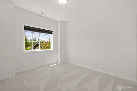 2575 NE Park Drive Issaquah WA 98029