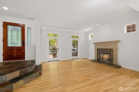 2575 NE Park Drive Issaquah WA 98029
