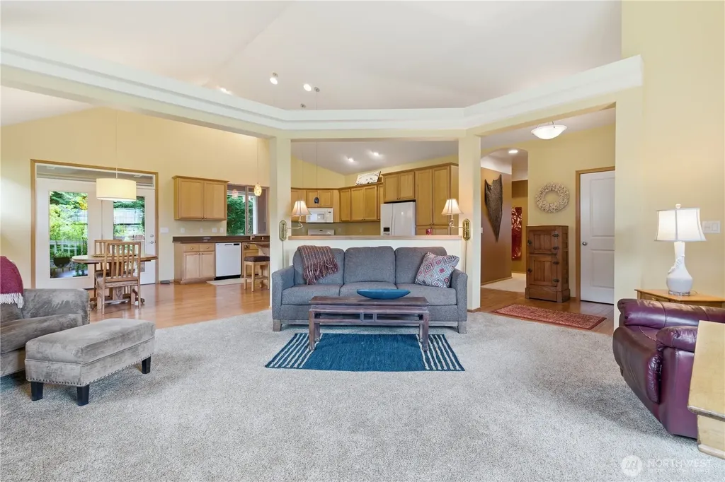 2653 NE Kevos Pond Poulsbo WA 98370