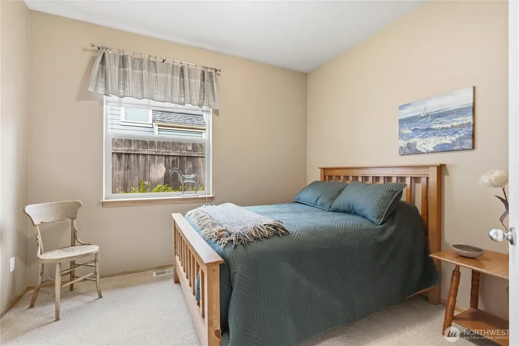2653 NE Kevos Pond Poulsbo WA 98370
