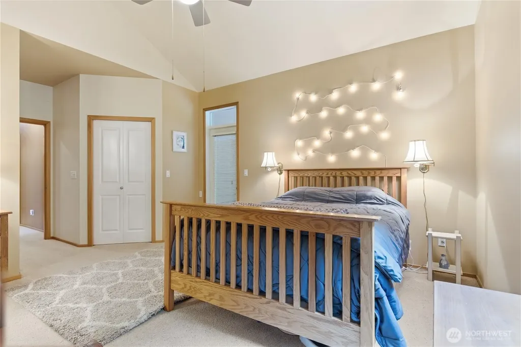 2653 NE Kevos Pond Poulsbo WA 98370