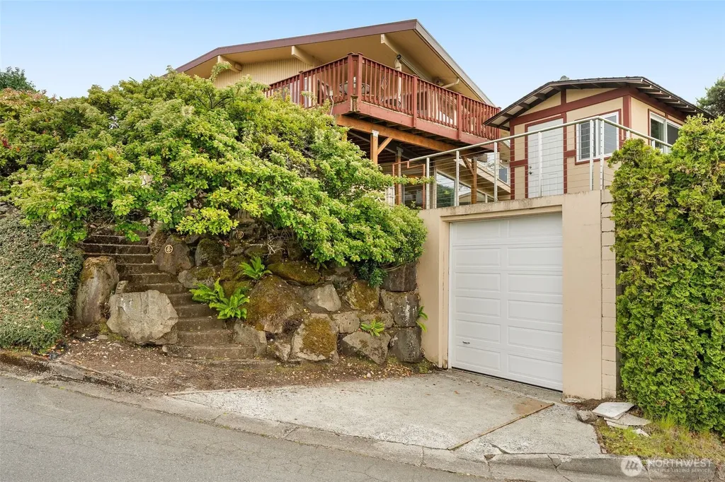 4331 136th Place SE Bellevue WA 98006