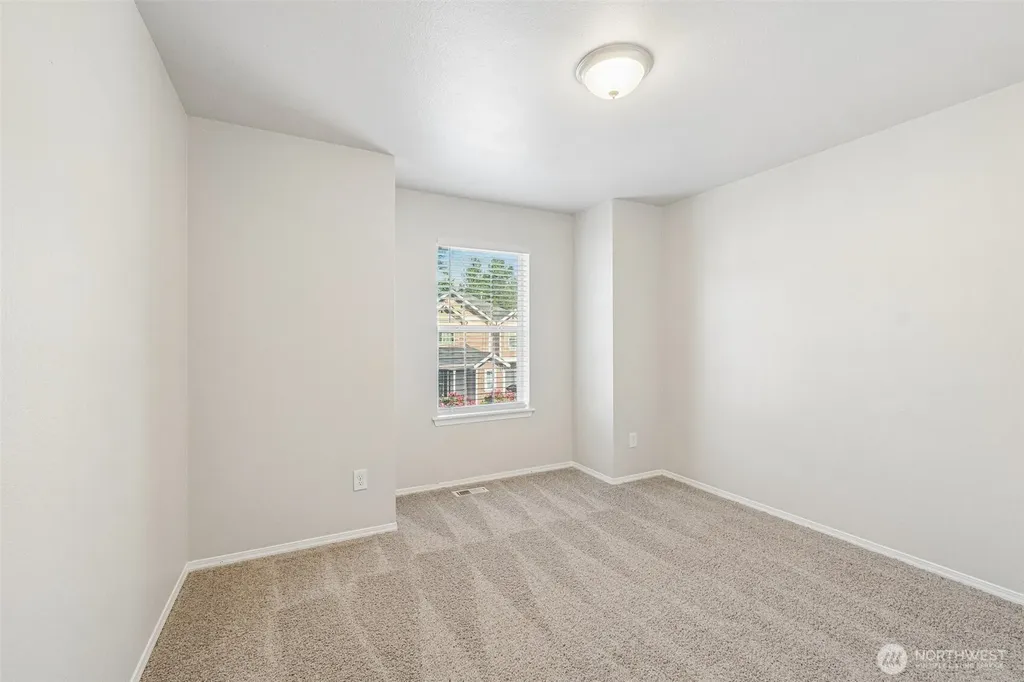 11522 7th Avenue Ct E Tacoma WA 98445