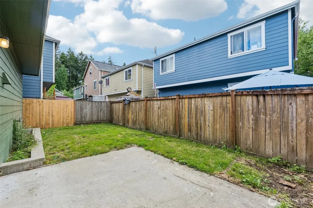 11522 7th Avenue Ct E Tacoma WA 98445