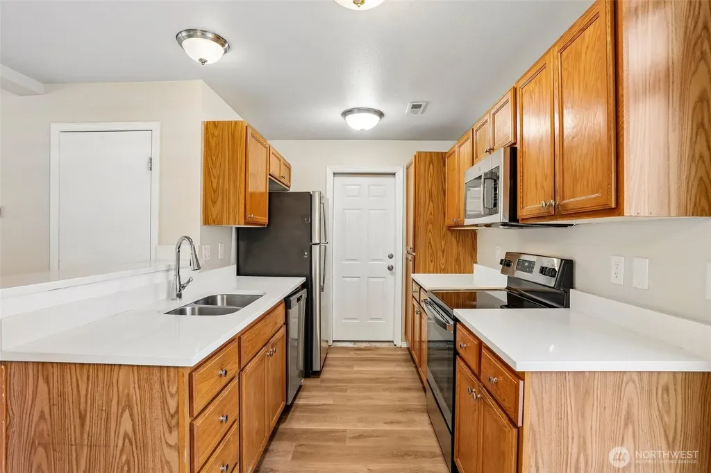 11522 7th Avenue Ct E Tacoma WA 98445