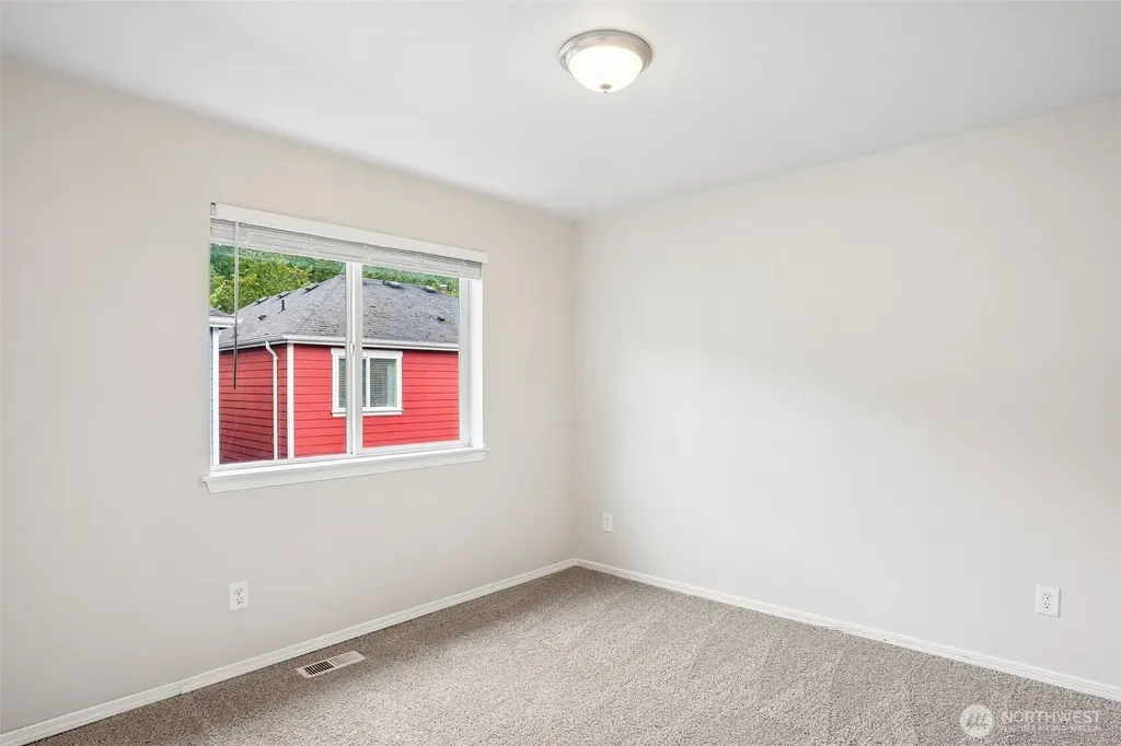 11522 7th Avenue Ct E Tacoma WA 98445