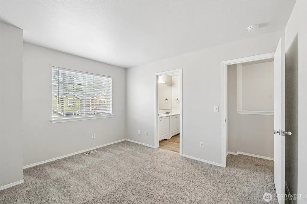 11522 7th Avenue Ct E Tacoma WA 98445