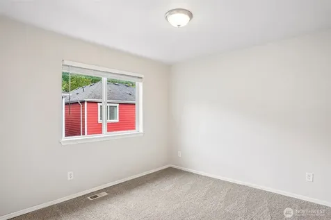 11522 7th Avenue Ct E Tacoma WA 98445